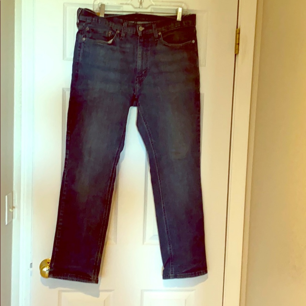 Levi’s 541 men’s jeans; 34x34
